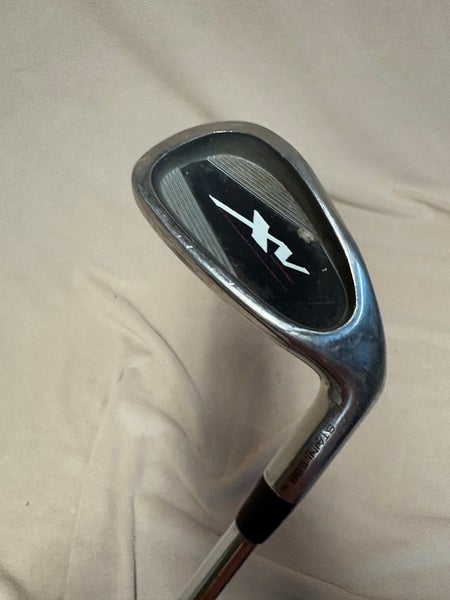 Men's 9 Iron Acer XV Right Handed Uniflex Steel Shaft (Used)