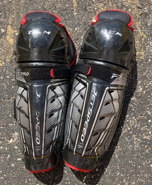 Junior CCM JetSpeed FT350 Shin Pads 10" (Used)