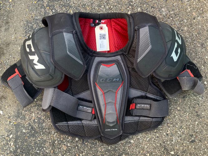 Small Senior CCM Control Shoulder Pads (Used)
