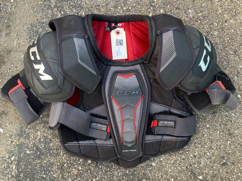 Small Senior CCM Control Shoulder Pads (Used)