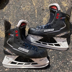 Intermediate Bauer Vapor X3.5 Hockey Skates | Size 5.5 (Used)