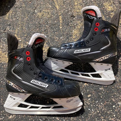 Intermediate Bauer Vapor X3.5 Hockey Skates | Size 5.5 (Used)