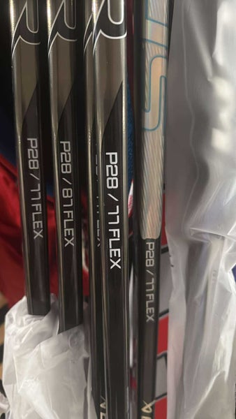 Senior Bauer Vapor Hyperlite 2 Left Hand Hockey Stick P28 Pro Stock (New)