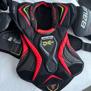 Senior Small Bauer Vapor 2x pro Shoulder Pads (Used)