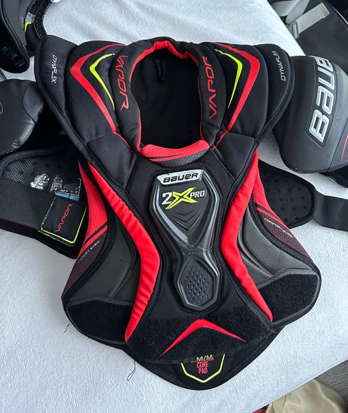 Senior Small Bauer Vapor 2x pro Shoulder Pads (Used)
