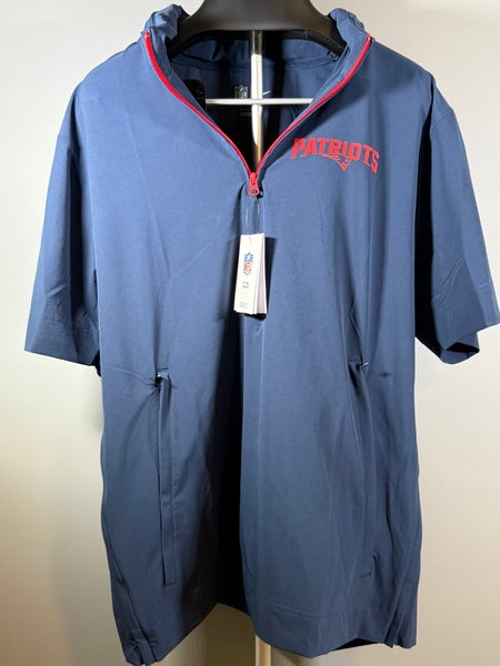NwT Nike Navy New England Patriots 2024 Sideline Short Sleeve Half-Zip Convertible Hoodie Jacket