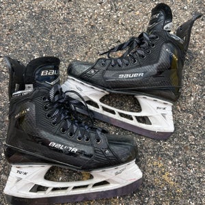 Intermediate Bauer Supreme Matrix Hockey Skates | 6 Fit 1