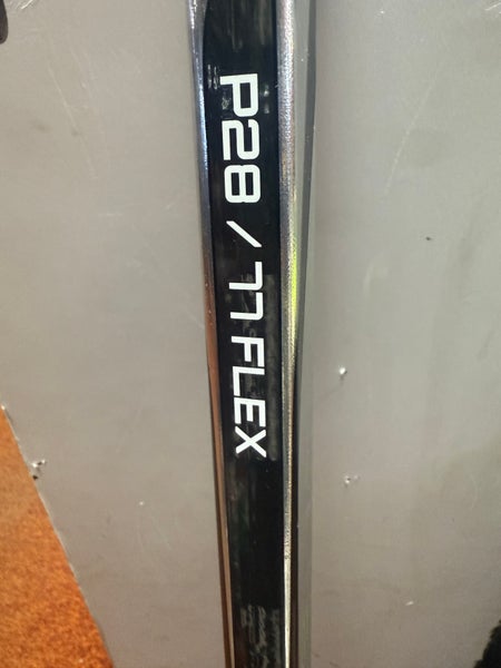 Senior 77  Flex Bauer Hyperlite 2 right Hand Hockey Stick P28 (Used)- DEMO STICKS