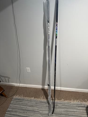 Senior CCM Ribcor Trigger 9  Pro Left Hand Hockey Stick P28 Pro Stock (New)