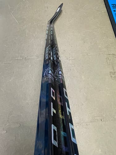Senior Bauer Proto-R Right Handed Hockey Stick P88 (New) - 2 Pack