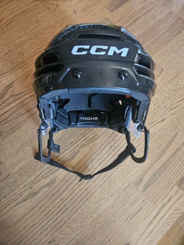 Small CCM tacks 720 Helmet (Used)