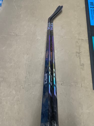 Intermediate CCM RibCor Trigger 9 Pro Right Handed Hockey Stick P28 (New) - 2 Pack