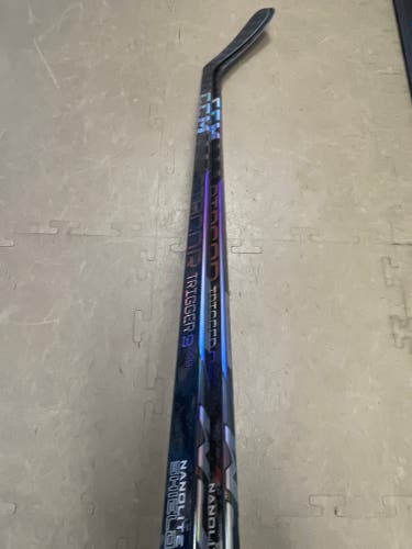 Intermediate CCM RibCor Trigger 9 Pro Right Handed Hockey Stick P29 (New) - 2 Pack