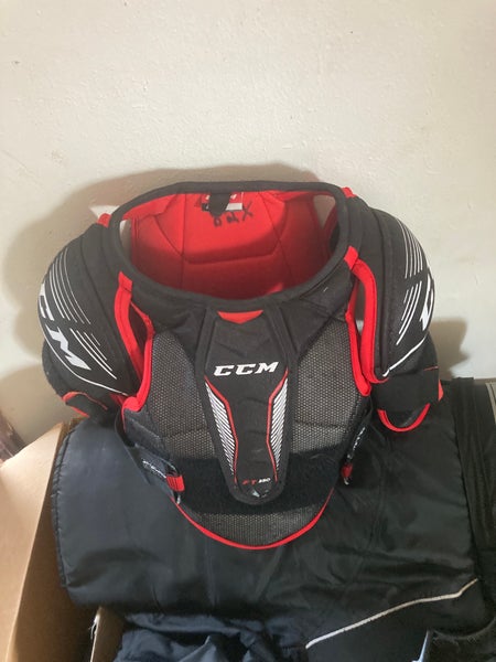 Junior Large CCM JetSpeed FT350 Shoulder Pads  (Used)