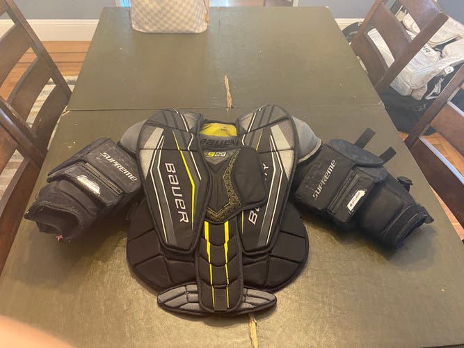Bauer Supreme S29 Int Small Chest Protector