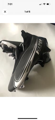 Nike Vapor 360 Elite Football Cleats Men’s 13 Wide. $200 Retail.New