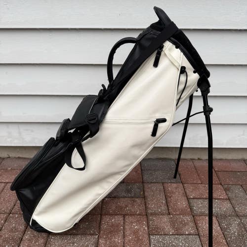 TaylorMade FlexTech Premium Cream Brown Golf Stand Bag 3 Way Faux Leather