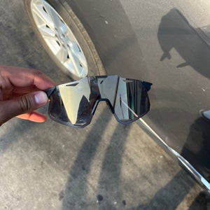 Unisex   100% Sunglasses (Used)