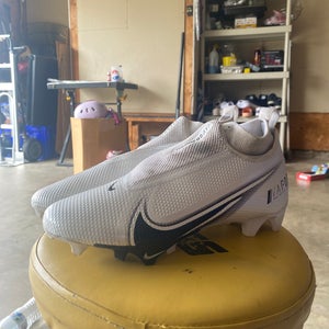 Nike Vapor Edge 360 Pro Football Cleats Size 8 Men’s