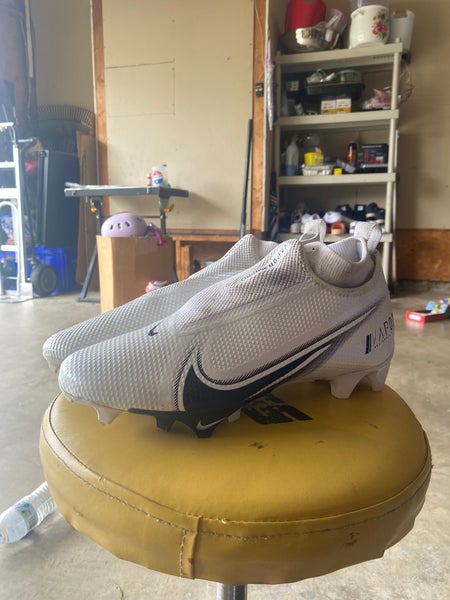 Nike Vapor Edge 360 Pro Football Cleats Size 8 Men’s