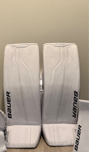 Medium  2024 Bauer Supreme Shadow Goalie Leg Pads  (Used)