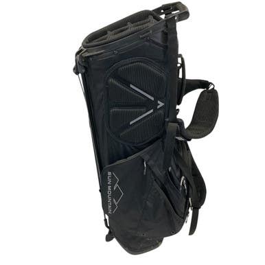 (Used) Black Men's Carry Bag