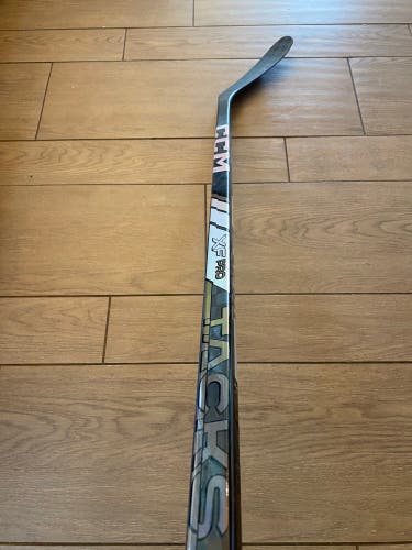 Senior CCM Tacks XF Pro Right Handed Hockey Stick P28 Pro Stock (Used)