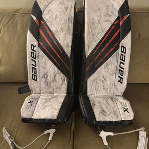 Medium  Bauer Vapor 3X Goalie Leg Pads (Used)