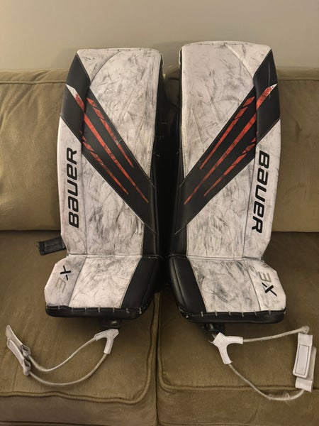 Medium  Bauer Vapor 3X Goalie Leg Pads (Used)