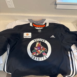 Phoenix Coyotes Adidas NHL Practice Jersey (like New)