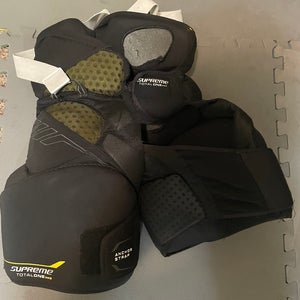 Bauer hockey pants