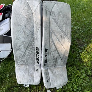 Large Bauer Vapor X5 Pro Goalie Leg Pads (Used)