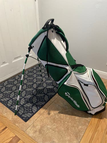 TaylorMade FlexTech Master’s 2017 Bag