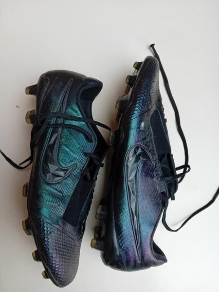 Black Men's Size M 11.0 (W 12.0) Nike Phantom Venom Elite FG Molded Cleats Cleats (Used)