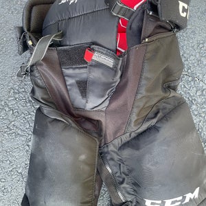 Small Junior CCM JetSpeed FT485 Hockey Pants (Used)