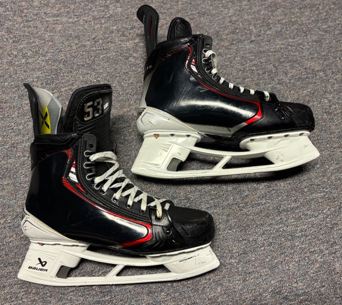 Detroit Red Wings Pro Stock Hyperlite 2  Skates 10.5 (Used)