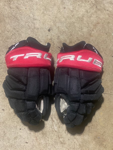 True Catalyst 9X Gloves 10"  (Used)