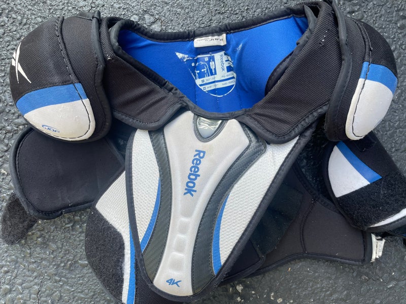 Junior Medium Reebok 4K Shoulder Pads (Used)