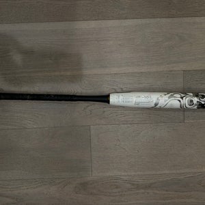 2023 DeMarini Whisper Composite Bat (-10)  22 oz 32" (Used)