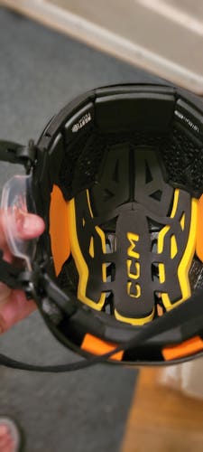 Medium CCM tacks 720 Helmet (Used)