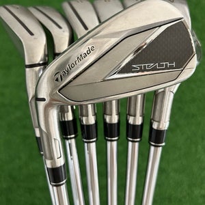 LH Taylormade Stealth Iron Set 5-A / KBS Max MT 85 Regular