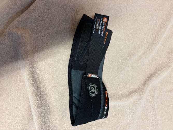 Senior Shock Doctor neck guard (Used)