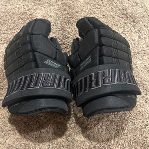 Warrior Super Novium Gloves 13"