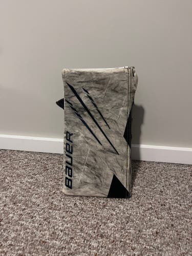 Bauer Hyperlite Regular  (Used)