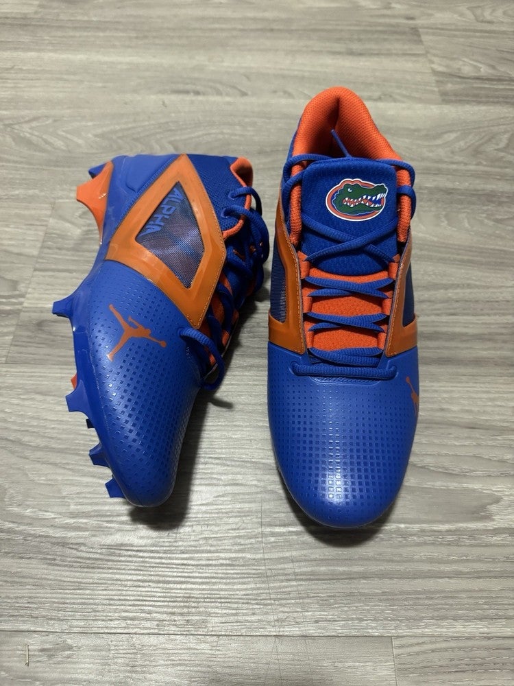 Nike Alpha Menace Pro 4 NRG Orange Football Cleats FQ3984  display picture 1