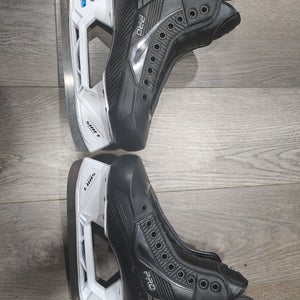 Brand new cat pro size 9 -make an offer