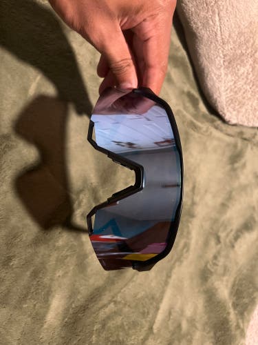 Blue Unisex Adult One Size Fits All Adult Unisex 100% Sunglasses (Used)