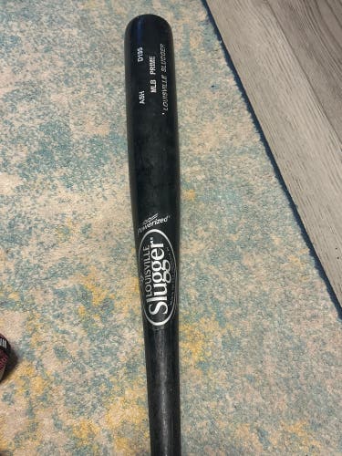 Louisville slugger Prime Ash Wood Bat 33.5in