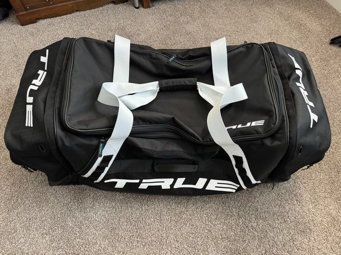 True Hockey Elite Compartment Carry Bag