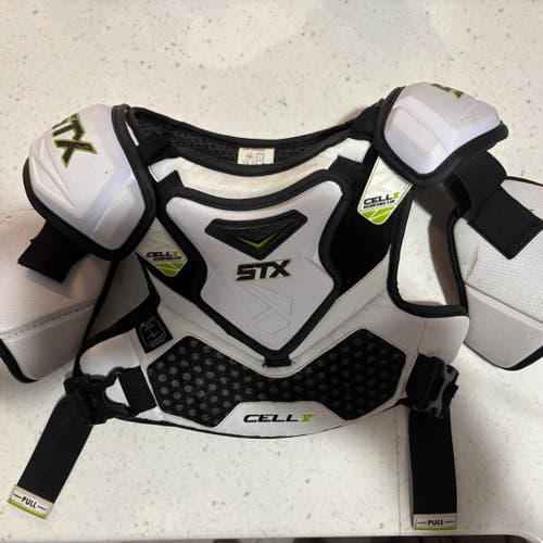 Youth Medium Youth STX Cell V Shoulder Pads (Used)